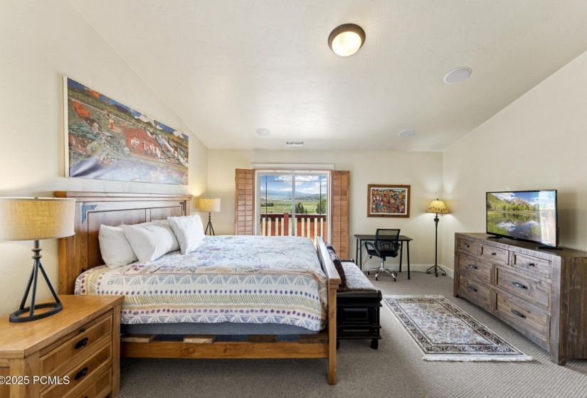 35_Bedroom_1800x1200_4257384