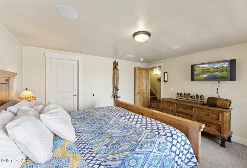 41_Bedroom_1800x1200_4257397