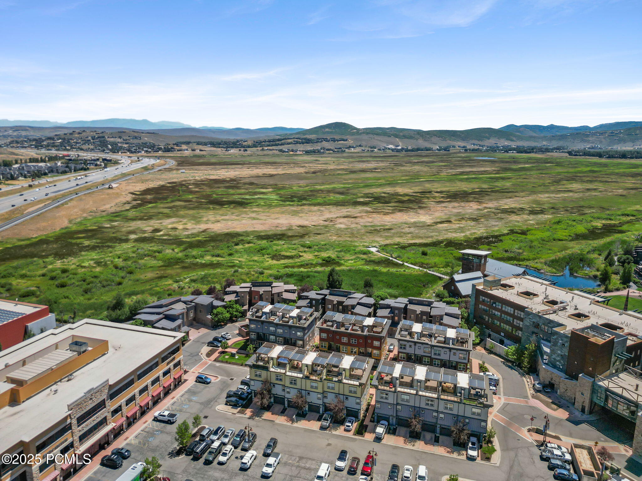 32-web-or-mls-1370 Center Dr-8