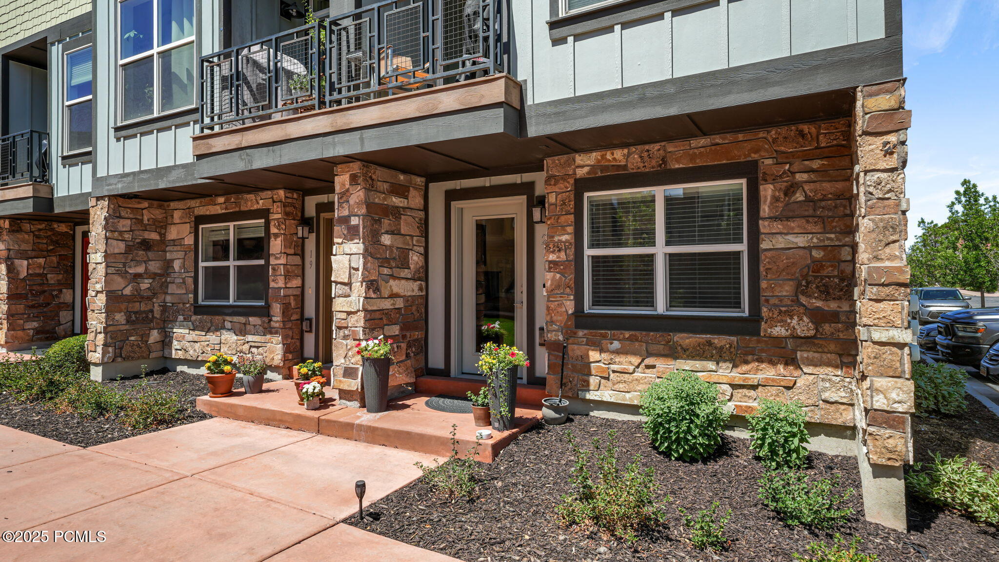 33-web-or-mls-1370 Center Dr-33