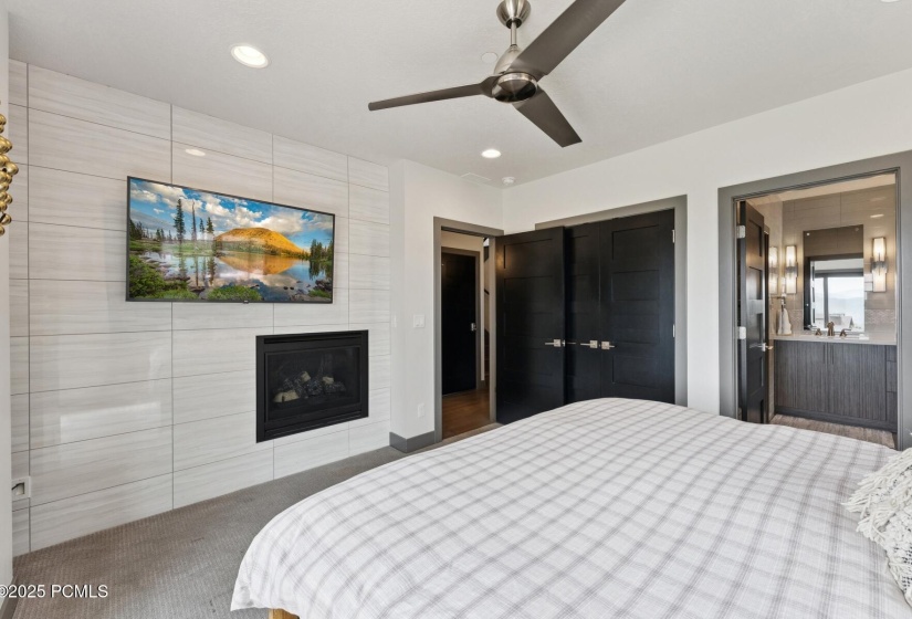18_Bedroom_1800x1200_4262422
