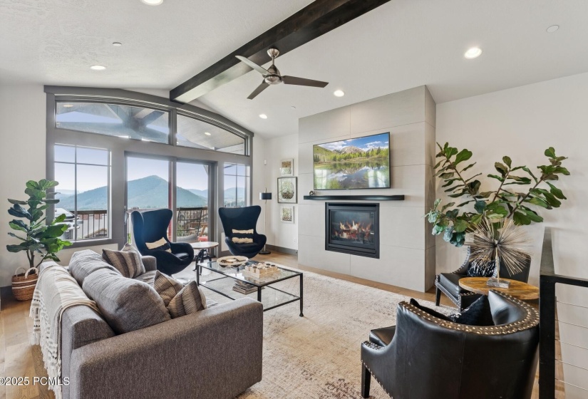 11_Livingroom_1800x1200_4262403