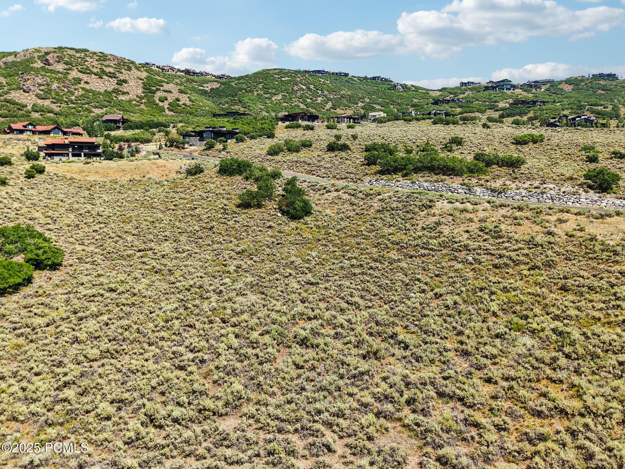 8-web-or-mls-E Canyon Gate Rd-008