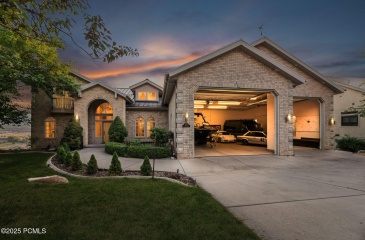 8904 Cheyenne Way, Park City, Utah 84098, 6 Bedrooms Bedrooms, ,6 BathroomsBathrooms,Residential,For Sale,Cheyenne,12503490