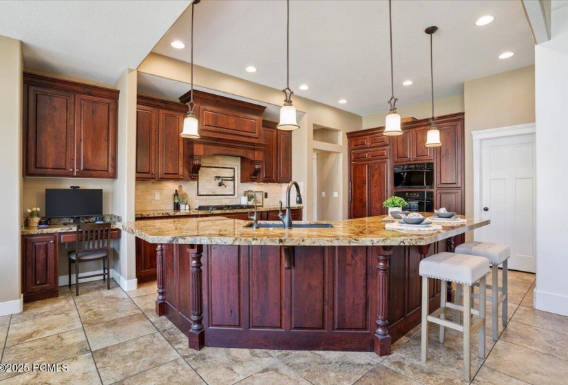 18-Kitchen