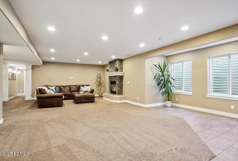 38-Family Room