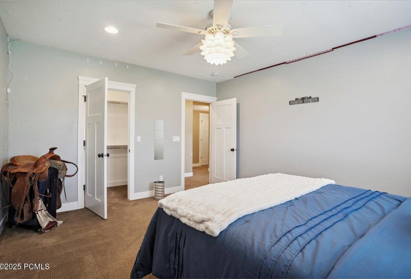 33-Bedroom