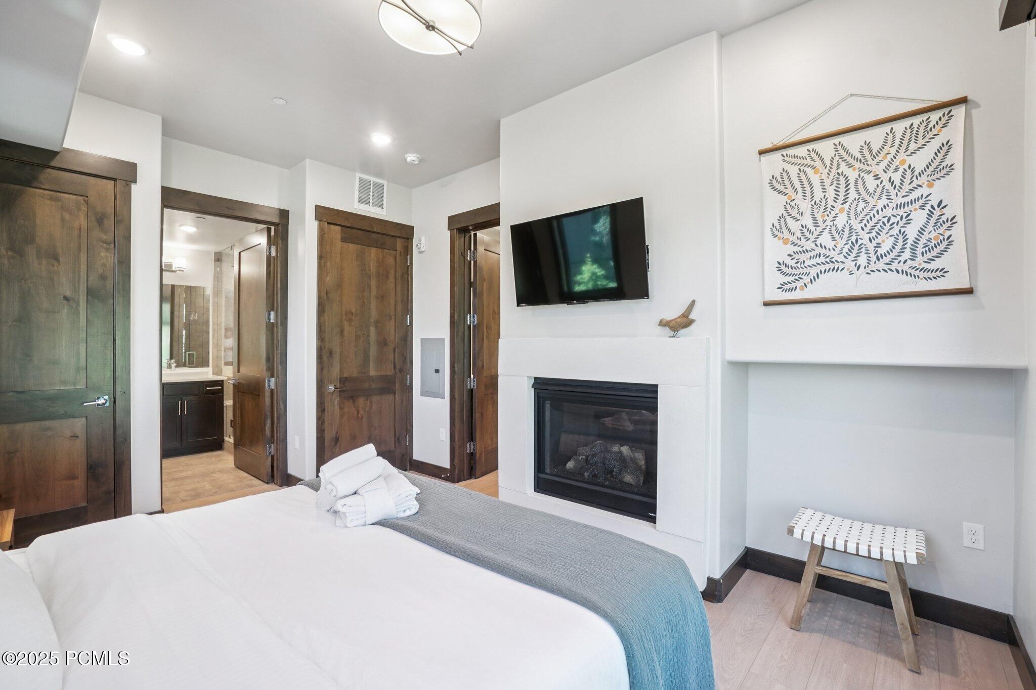 3703 Blackstone Drive 103, Park City, UT
