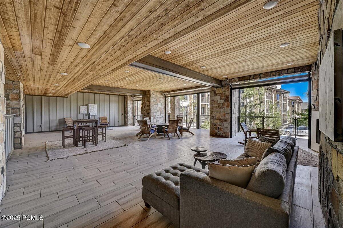 3703 Blackstone Drive 103, Park City, UT