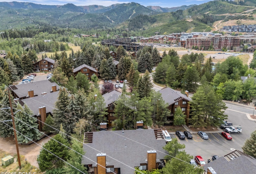 25-web-or-mls-2025-canyons-resort-dr-p4