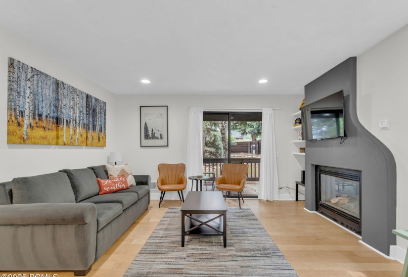 21-web-or-mls-2025-canyons-resort-dr-p4