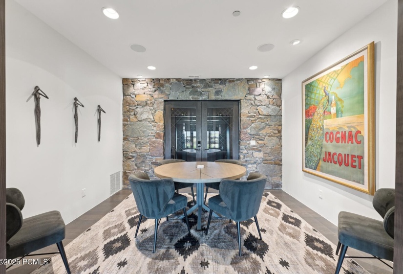 132_Interior_1800x1200_4262212