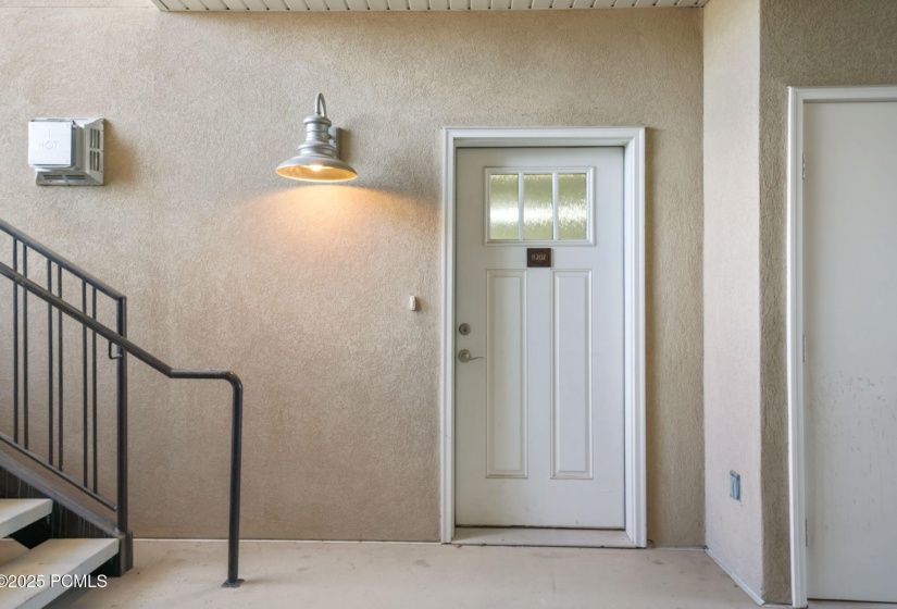 4-web-or-mls-1039 500 E H202-25