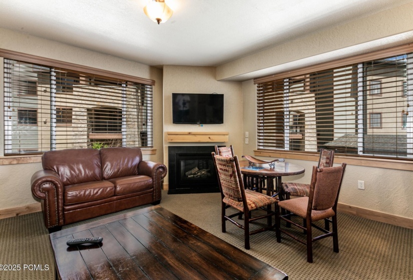 1_2653-W-Canyons-Resort_1800x1200_404667
