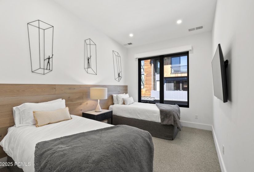 4th Bed