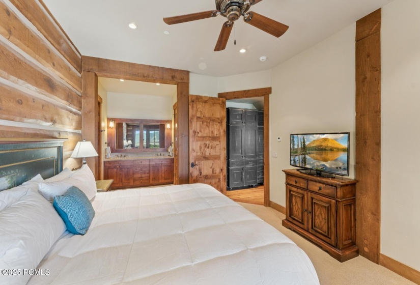 49_Bedroom_1800x1200_4268000