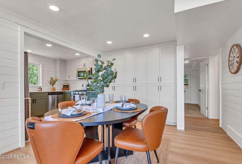 575 Upper Evergreen Dr-17