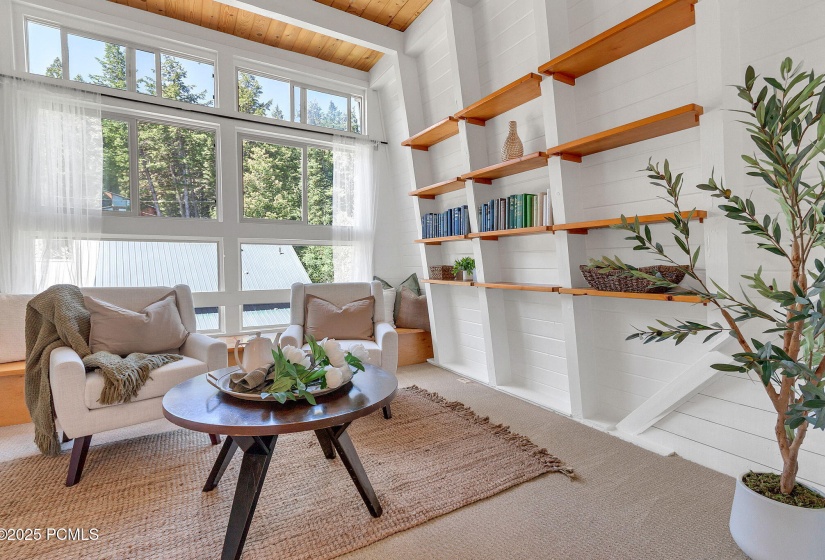 575 Upper Evergreen Dr-29