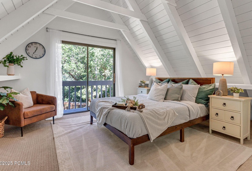 575 Upper Evergreen Dr-24