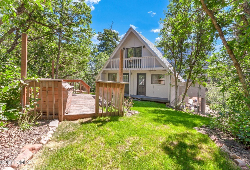 575 Upper Evergreen Dr-36