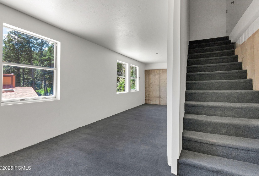 575 Upper Evergreen Dr-44