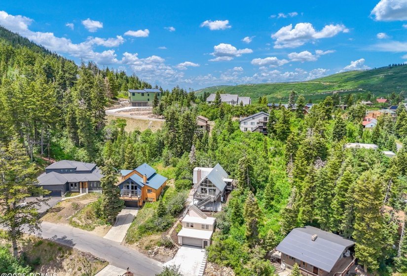 575 Upper Evergreen Dr-47