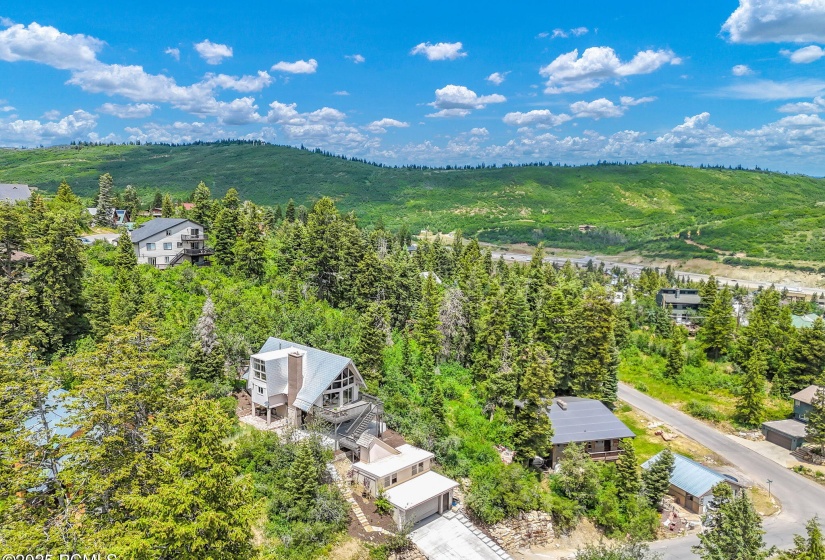 575 Upper Evergreen Dr-49