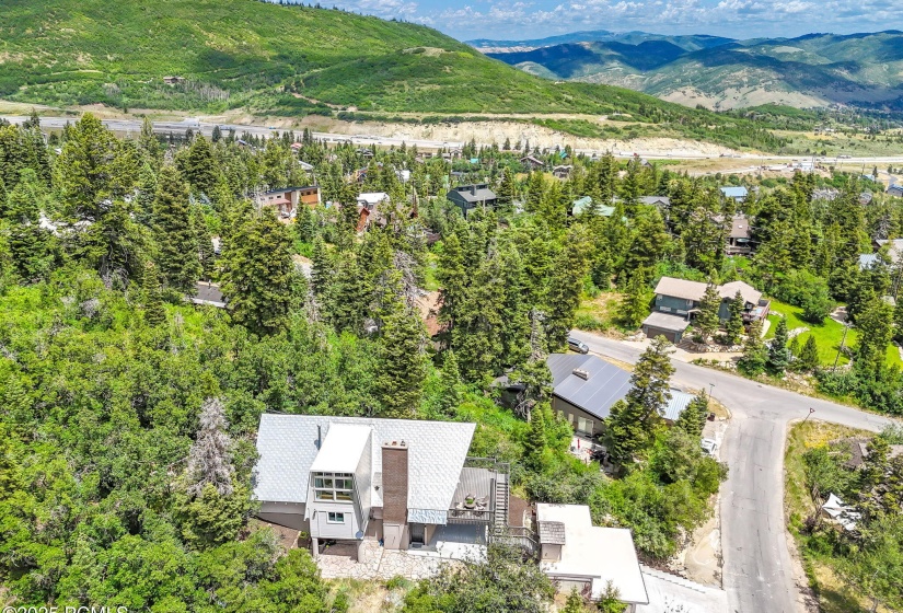 575 Upper Evergreen Dr-50