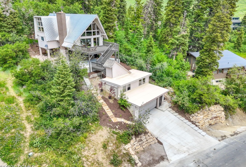 575 Upper Evergreen Dr-54