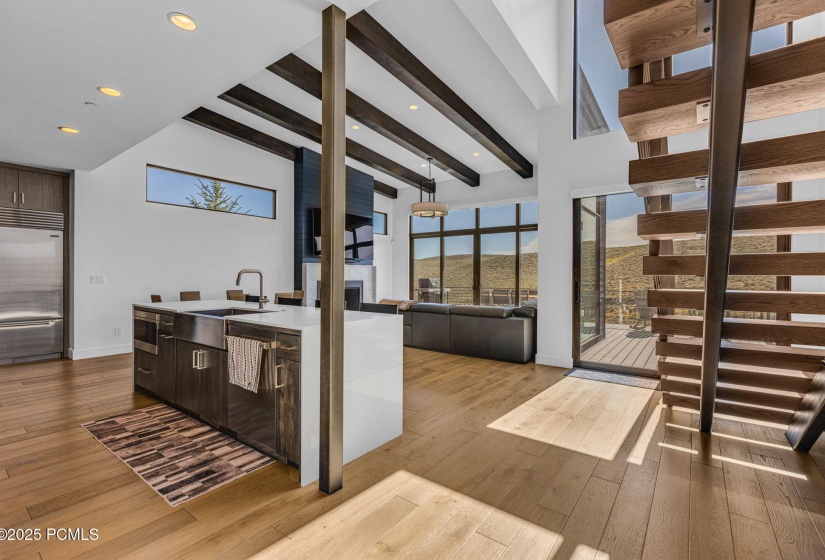 4-web-or-mls-6714-golden-bear-loop-w