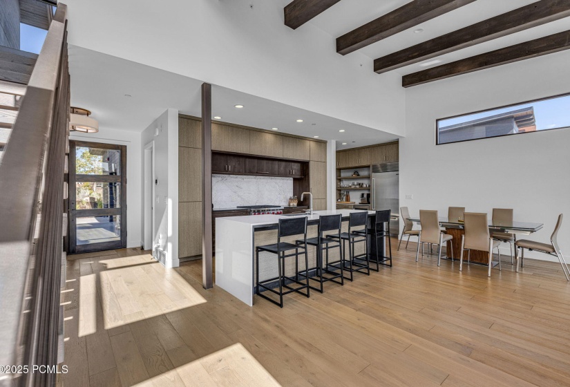 6-web-or-mls-6714-golden-bear-loop-w