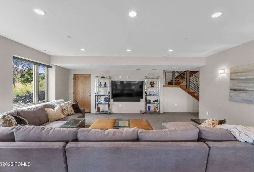 43-web-or-mls-2755-e-bitter-brush-dr