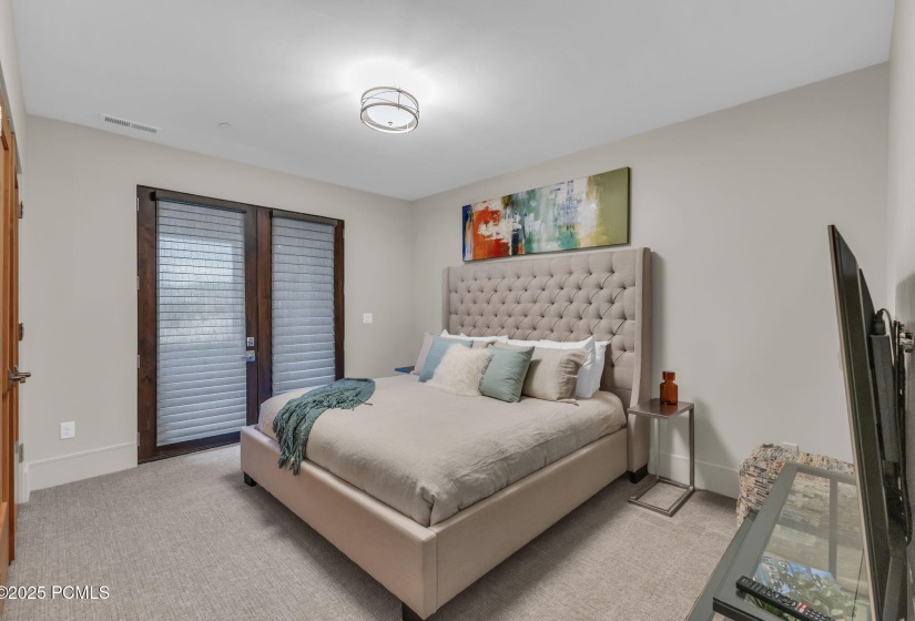 49-web-or-mls-2755-e-bitter-brush-dr