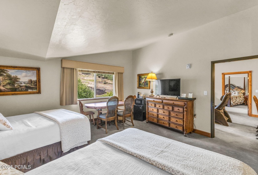 14-web-or-mls-840-w-bigler-ln-3019