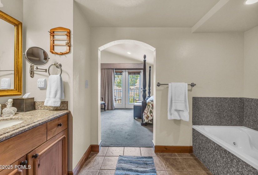 25-web-or-mls-840-w-bigler-ln-3019