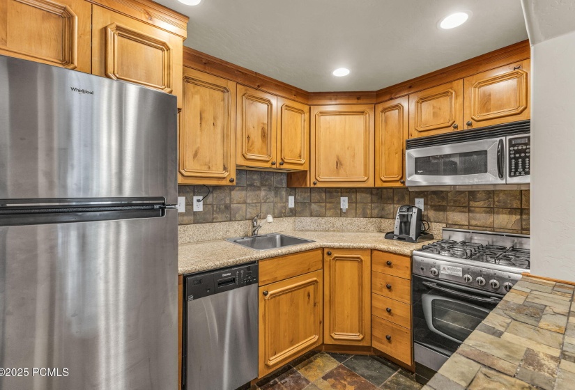 10-web-or-mls-840-w-bigler-ln-3019