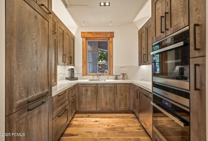 13-web-or-mls-22-white-pne-cyn-rd