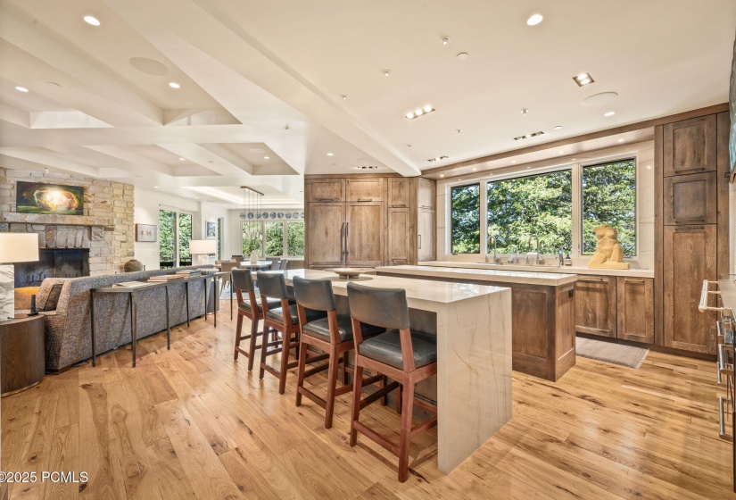 14-web-or-mls-22-white-pne-cyn-rd