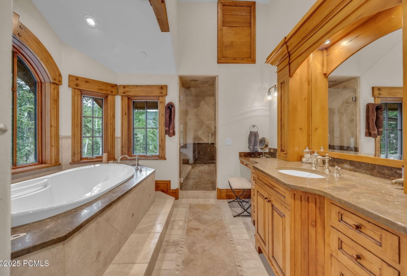 19-web-or-mls-22-white-pne-cyn-rd