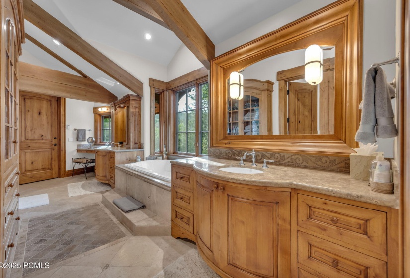 22-web-or-mls-22-white-pne-cyn-rd