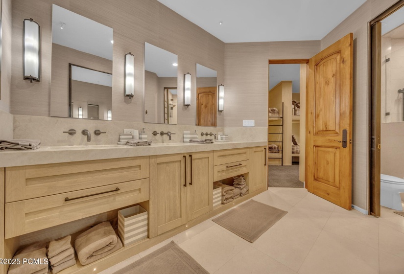 26-web-or-mls-22-white-pne-cyn-rd