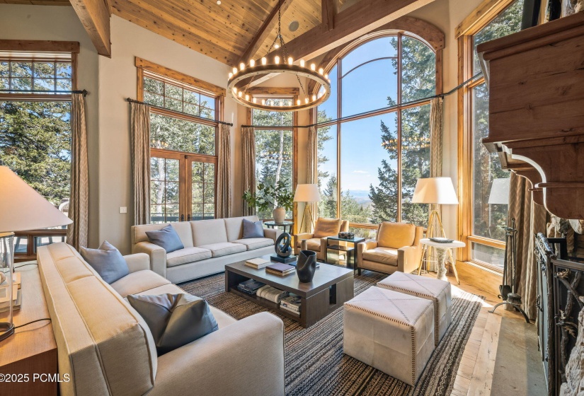 4-web-or-mls-22-white-pne-cyn-rd