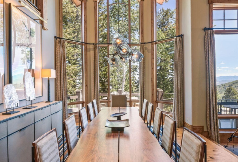 8-web-or-mls-22-white-pne-cyn-rd