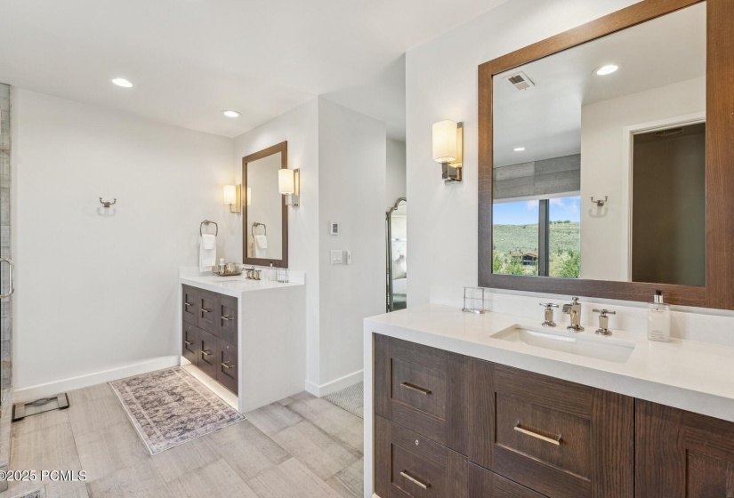 23_Bathroom_1800x1200_4265937