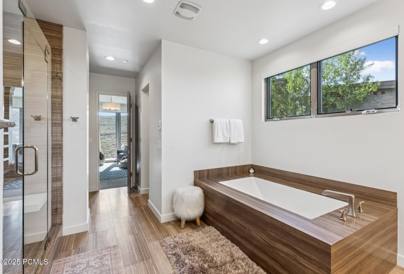32_Bathroom_1800x1200_4265929