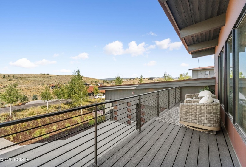 43_Deck-Area_1800x1200_4265941