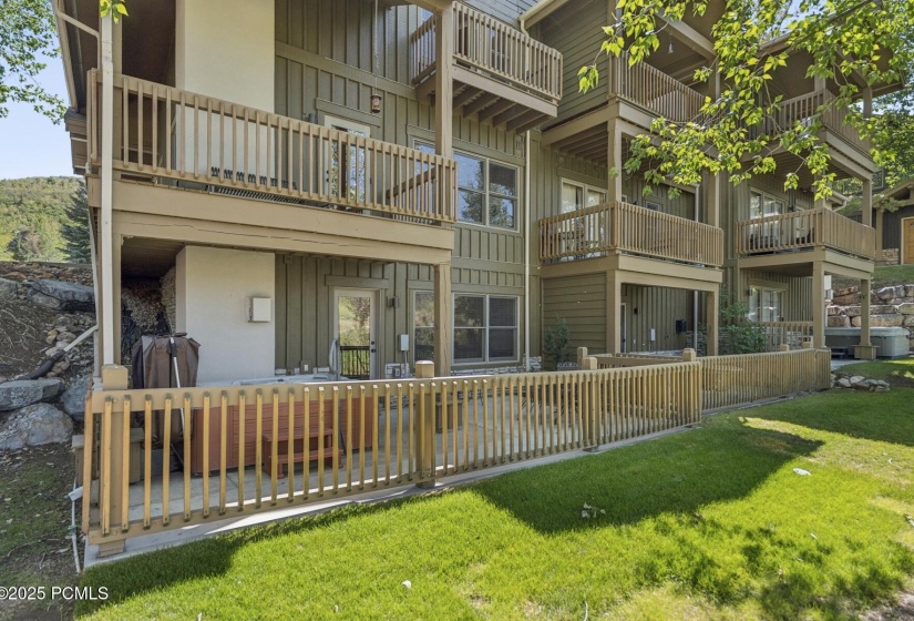 42_Exterior_1800x1200_4269405