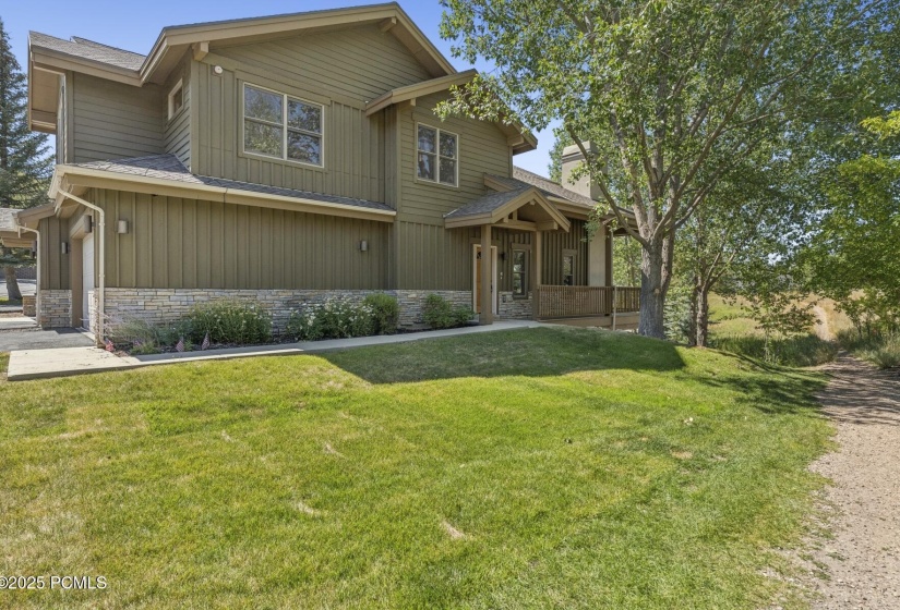 52_Exterior_1800x1200_4269428