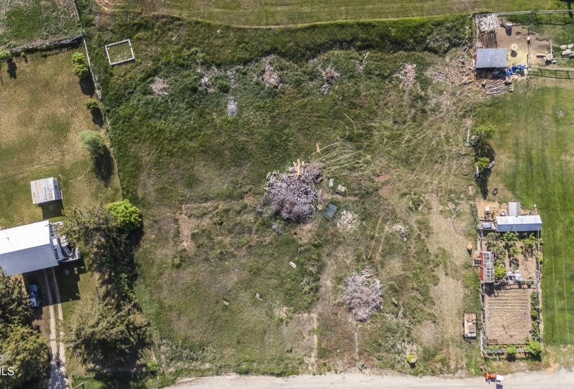 04-DJI_20250603091607_0014_D