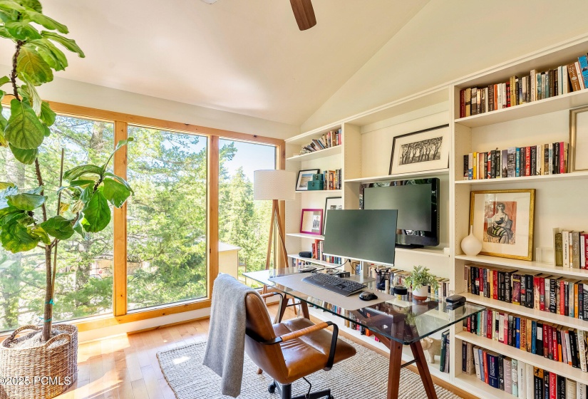21 - 485 Upper Evergreen Drive